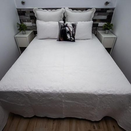 Los Elefantes Apartment San Bartolomé Екстериор снимка